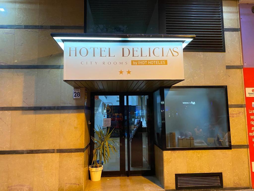 Hotel Delicias (Adults Only) Сарагоса Екстер'єр фото